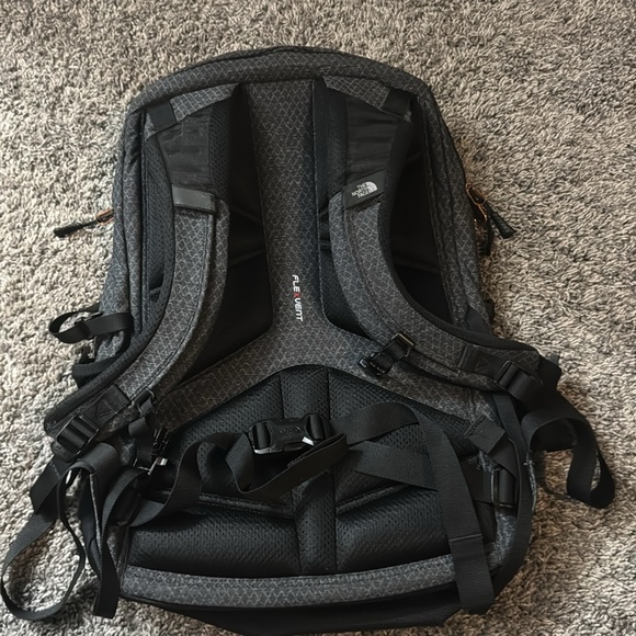 The North Face Backpack - Picture 4 of 7